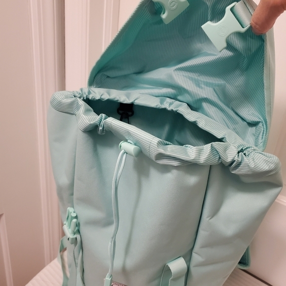 NWT Herschel Supply Co. IONA Backpack Blue Tint in Color, Versatile Great bag - Picture 8 of 9